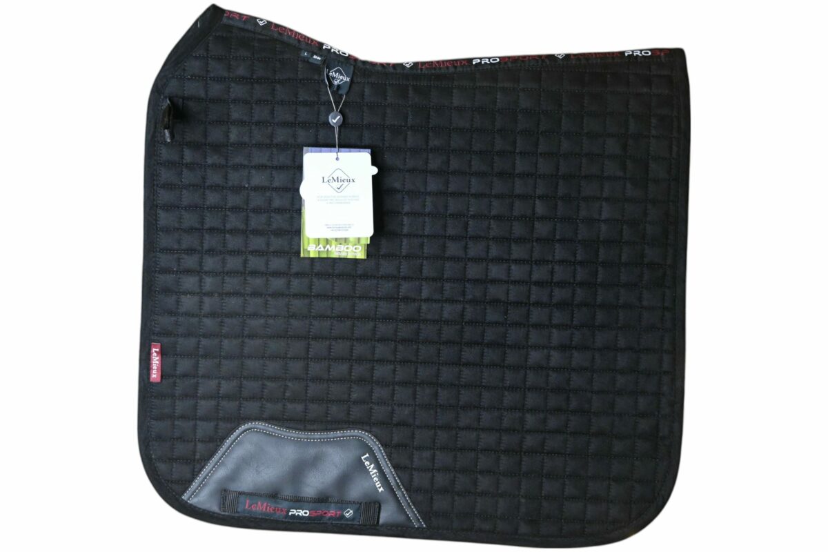 Suede dressage square