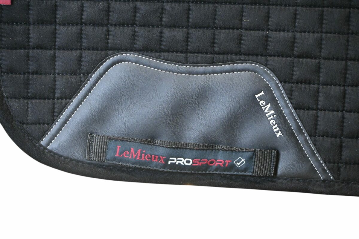 Suede dressage square – Image 2