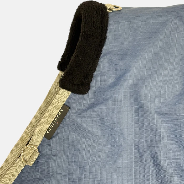 Equithème - Couverture imperméable Tyrex 600D recyclée 150gr Bleu Ciel – Image 3